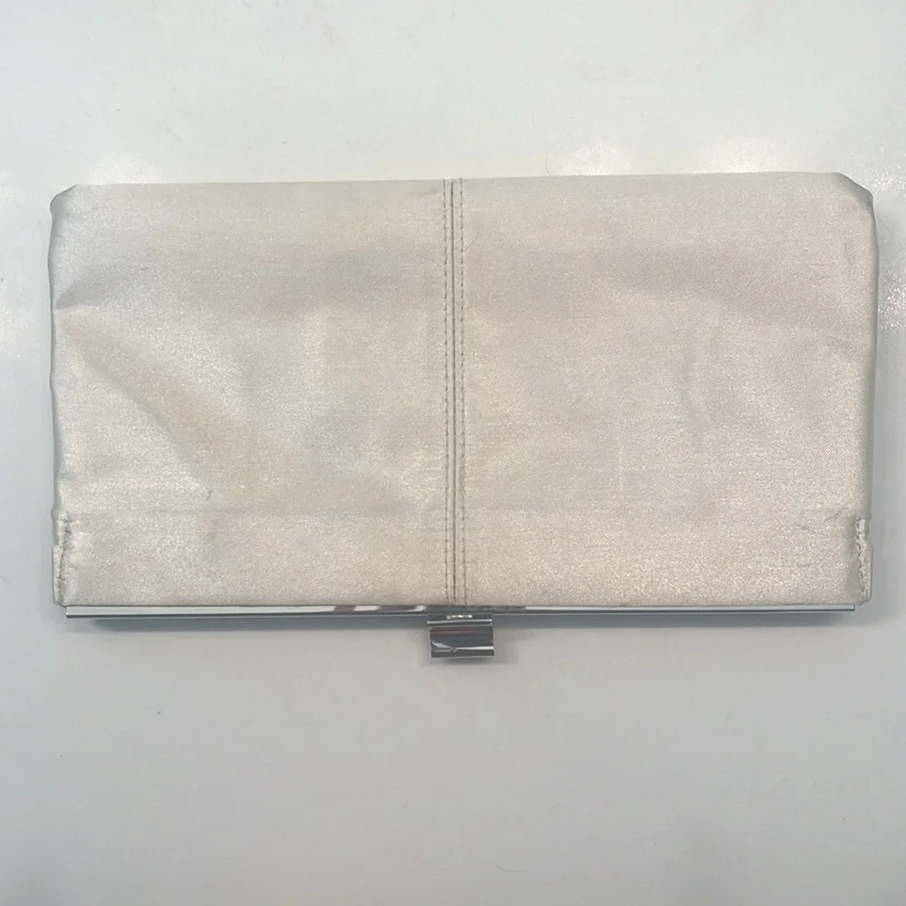 Clutch purse - Picture 3 of 6